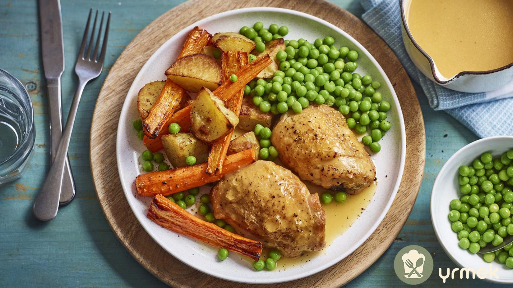 Kızarmış Havuç ve Patatesli Tavuk Yemeği Tarifi