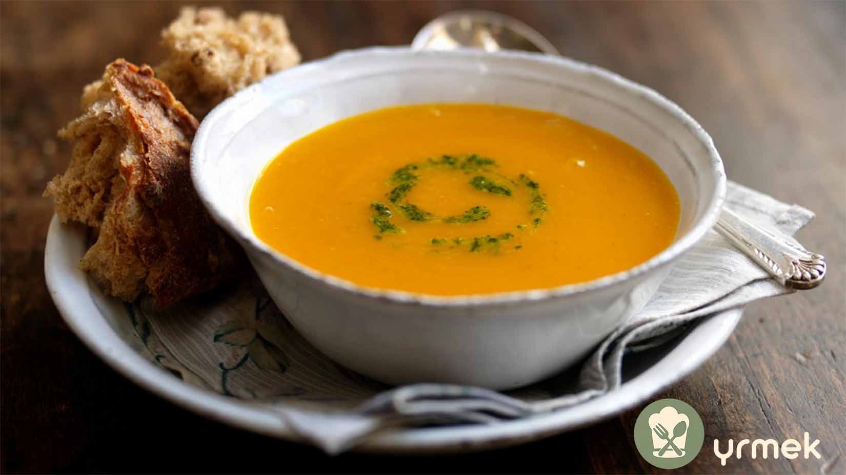 Maydonozlu Balkabağı Çorbası Tarifi