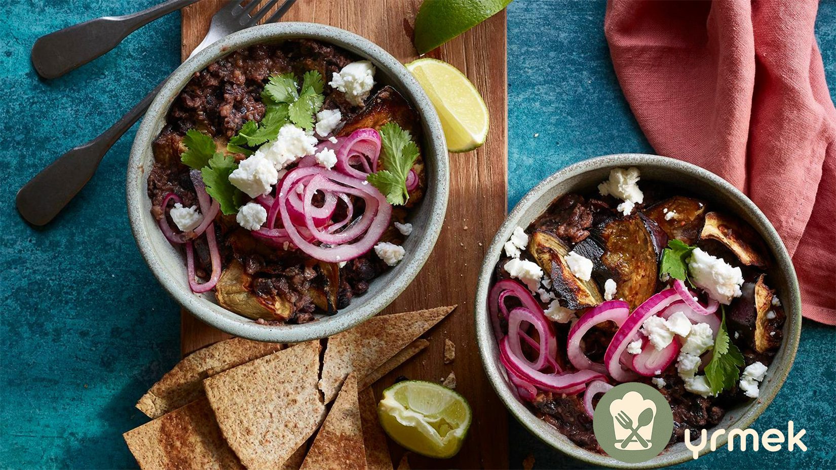 Patlıcanlı Siyah Fasulye Yemeği Tarifi