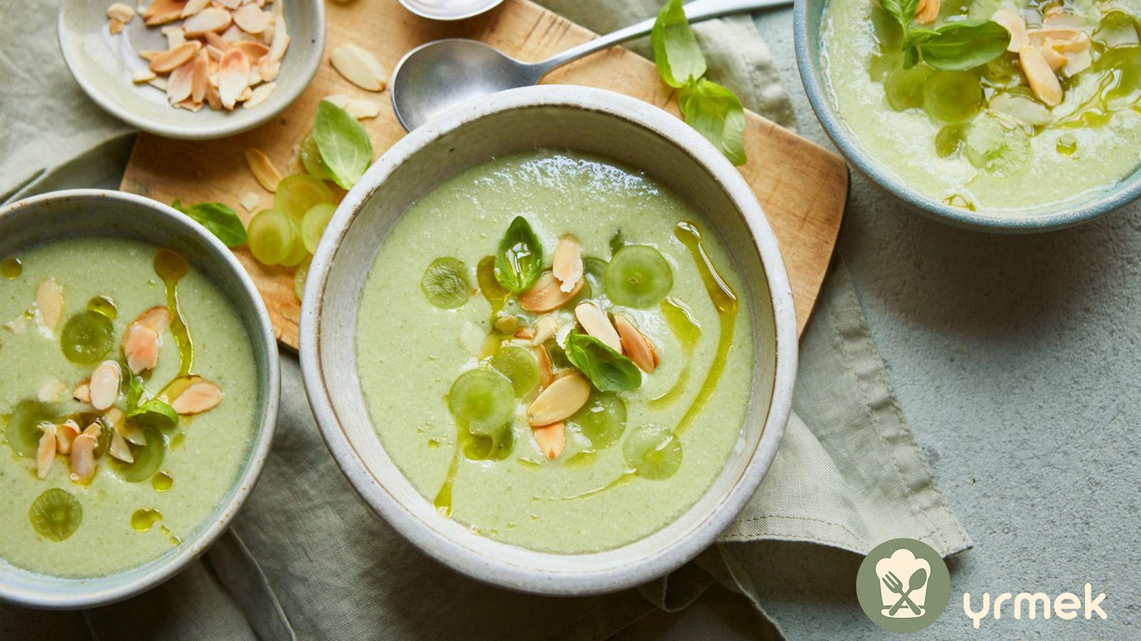 Vegan Salatalık Gaspaçosu Tarifi