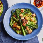 Miso, Tahin ve Ispanaklı Tereyağlı Fasulye Tarifi