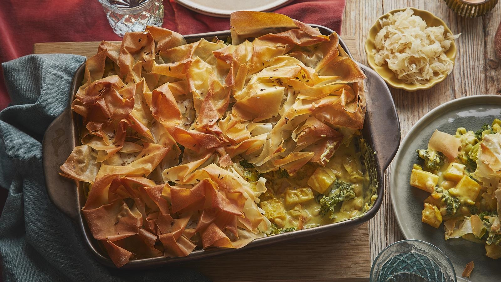 Peynirli Körili Şalgam ve Fasulye Turtası Tarifi